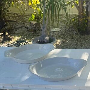 Elegant White Au Gratin Ceramic Handled Serving Dishes - Set of 2